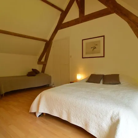 Rural G Te Surrounded By Fruit Trees Holiday home *