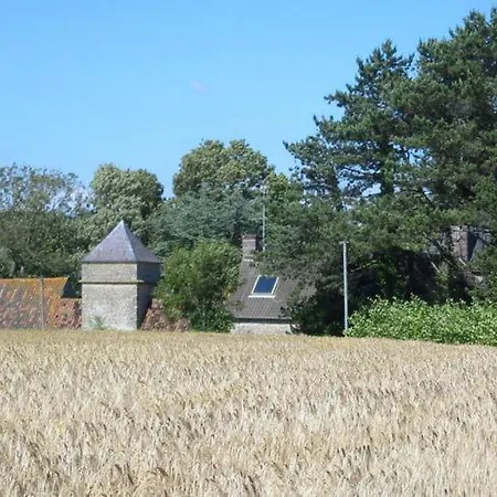 Rural G Te Surrounded By Fruit Trees Holiday home Wierre-Effroy