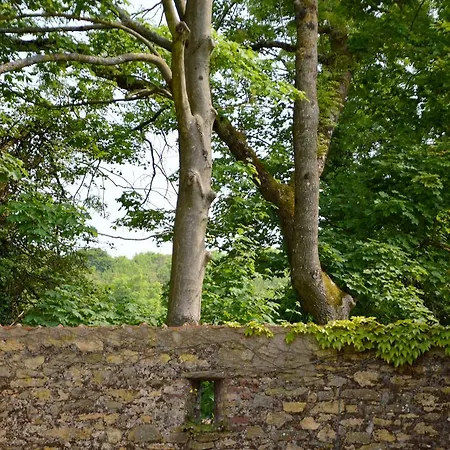 Holiday home Rural G Te Surrounded By Fruit Trees