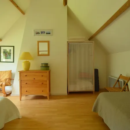 Holiday home Rural G Te Surrounded By Fruit Trees