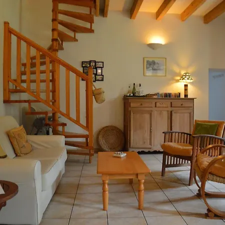 Rural G Te Surrounded By Fruit Trees Holiday home *
