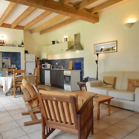 Holiday home Rural G Te Surrounded By Fruit Trees Wierre-Effroy